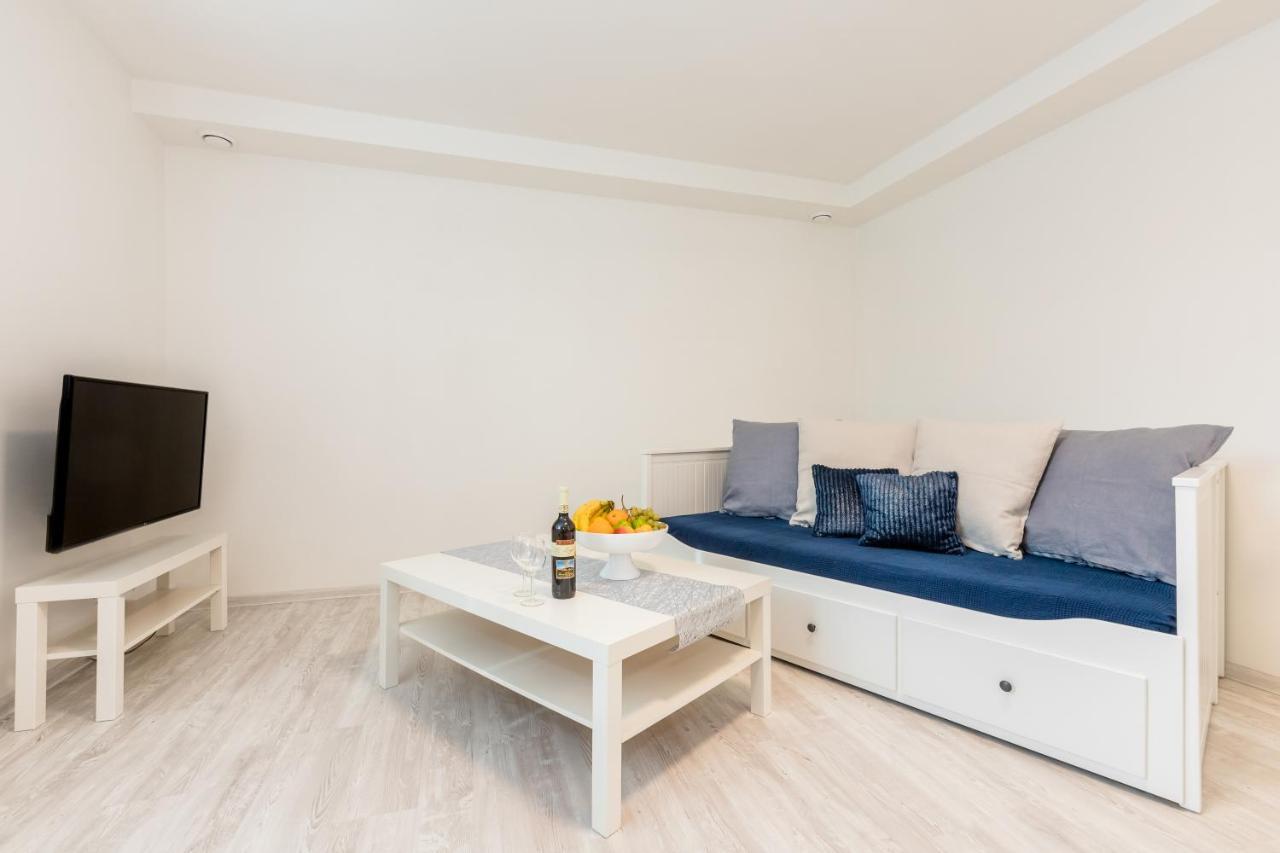 Apartmany Jedovary Trhové Sviny Extérieur photo