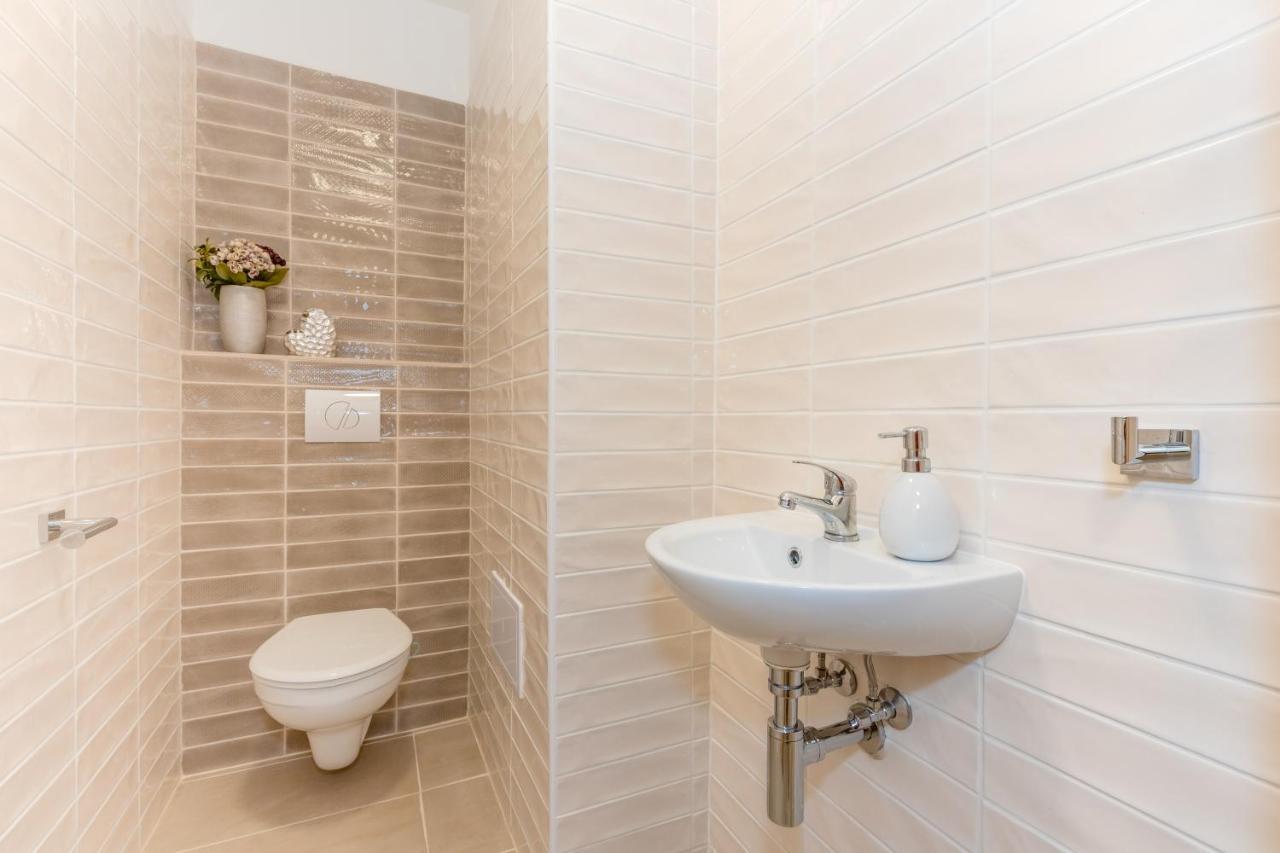 Apartmany Jedovary Trhové Sviny Extérieur photo